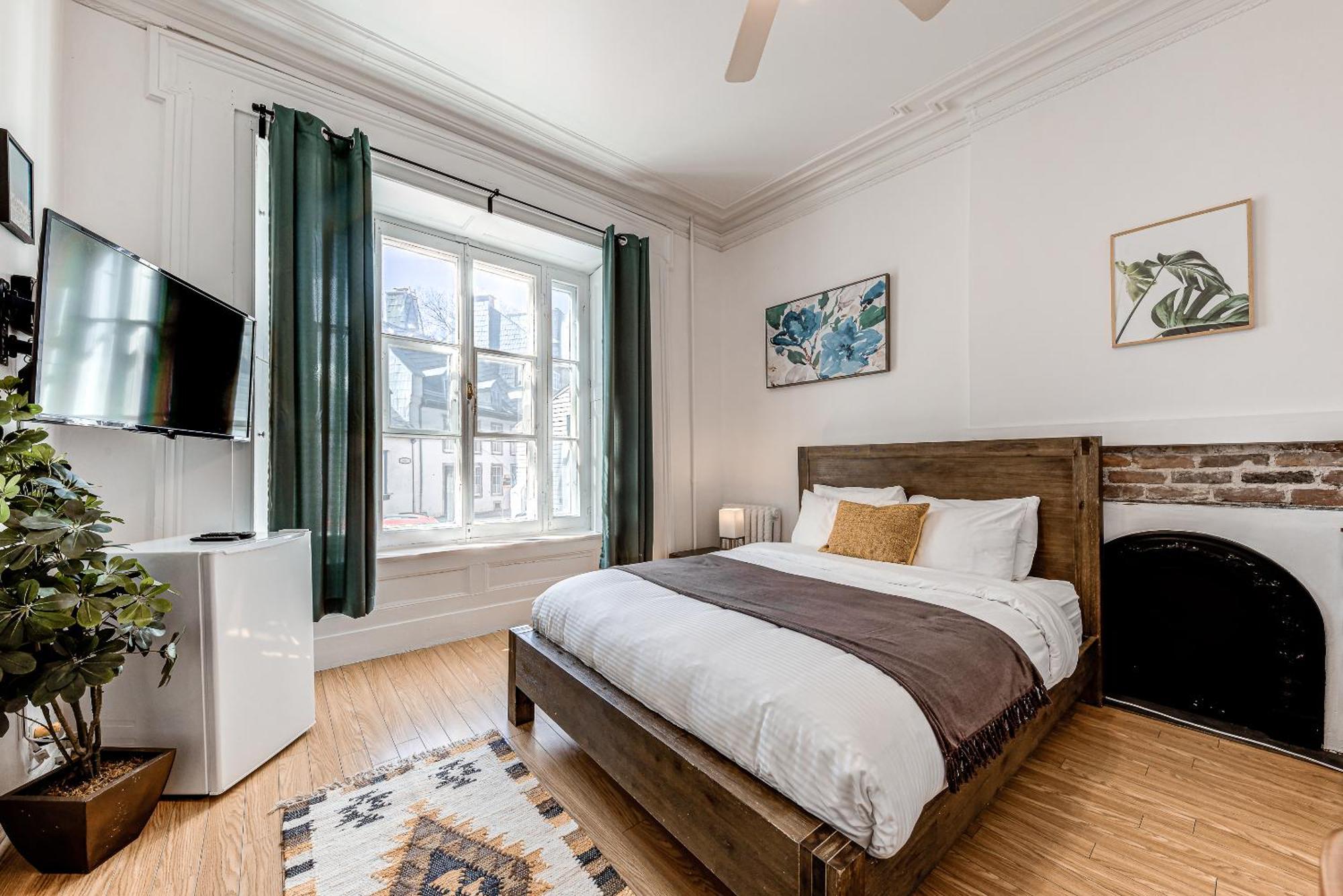North House - Hotel Automatise Manoir Des Remparts 魁北克 外观 照片