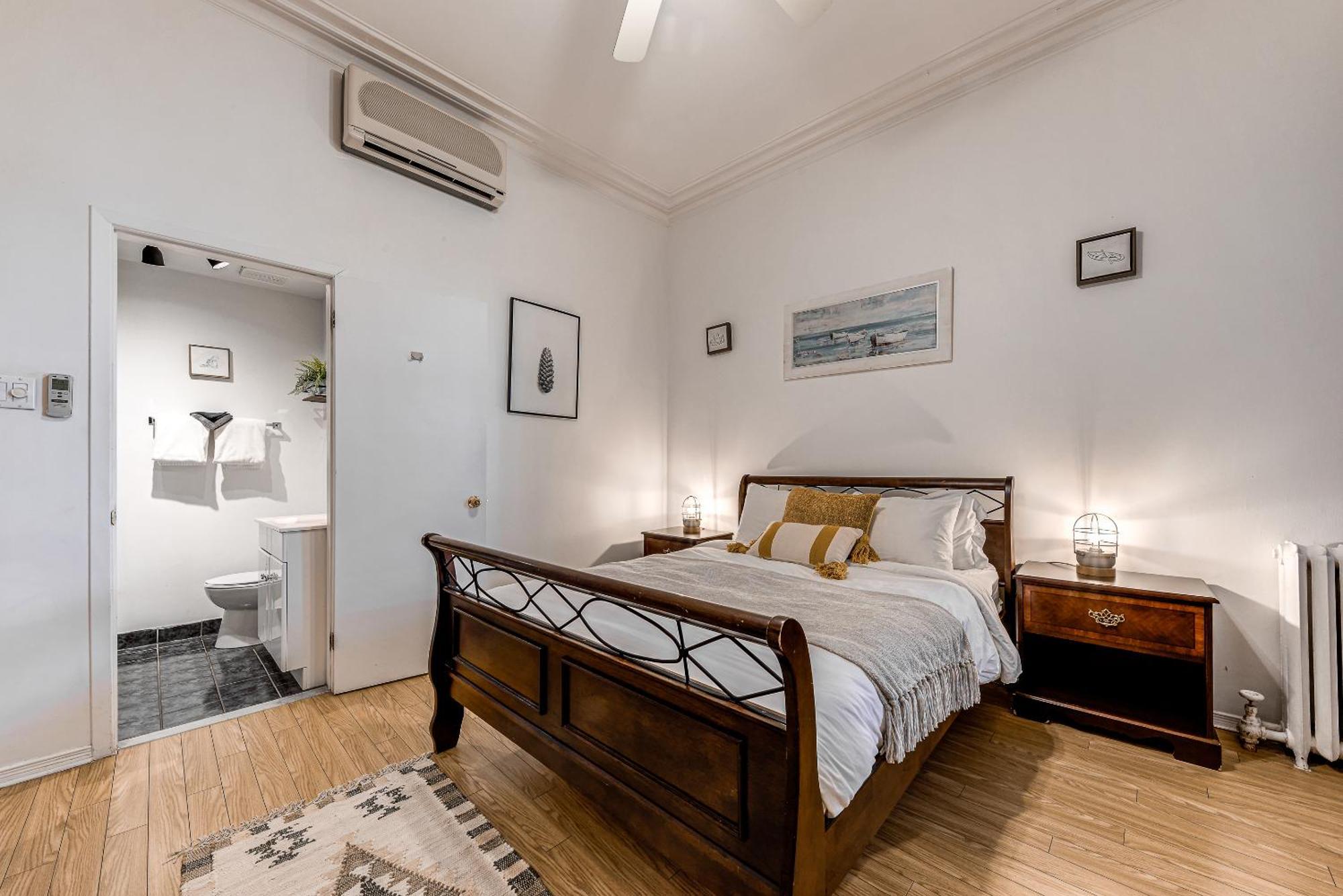 North House - Hotel Automatise Manoir Des Remparts 魁北克 外观 照片