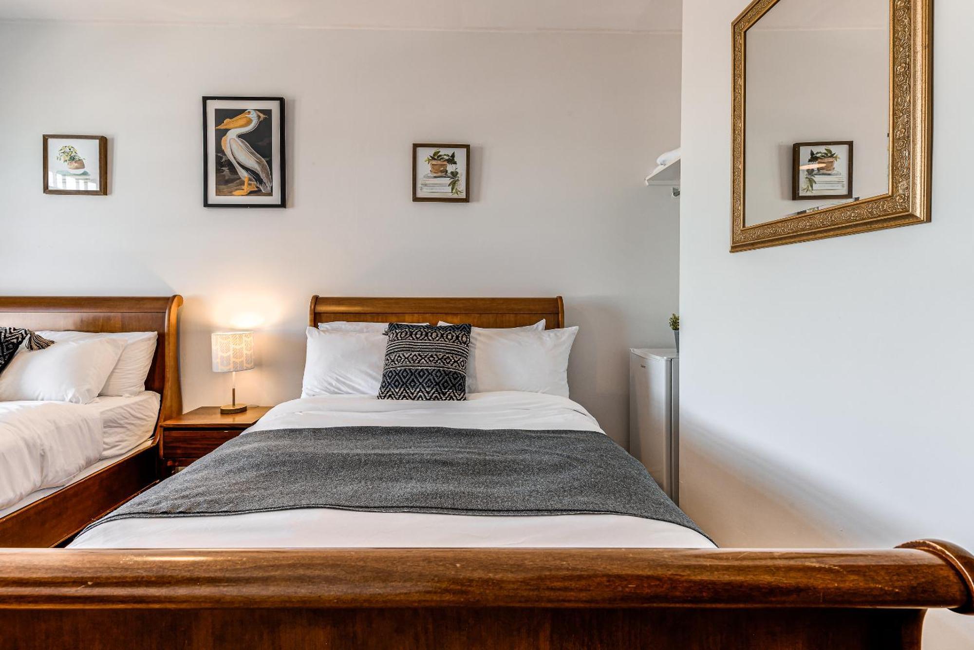 North House - Hotel Automatise Manoir Des Remparts 魁北克 外观 照片