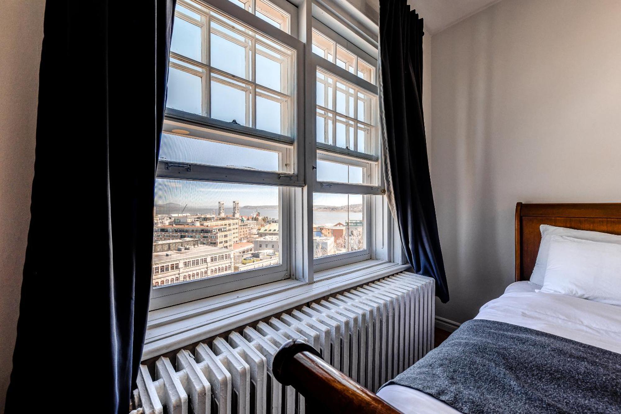 North House - Hotel Automatise Manoir Des Remparts 魁北克 外观 照片